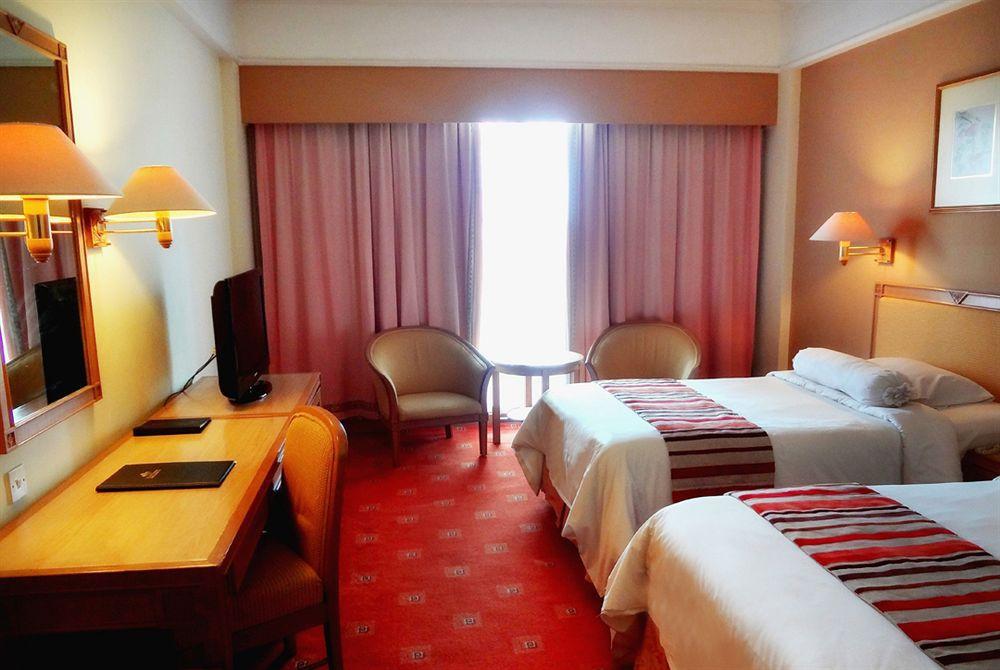 Tiara Medan Hotel & Convention Center Luaran gambar