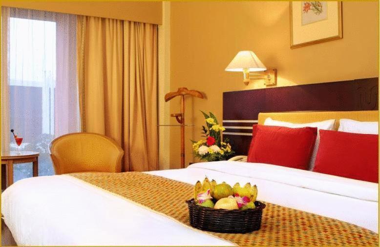 Tiara Medan Hotel & Convention Center Luaran gambar